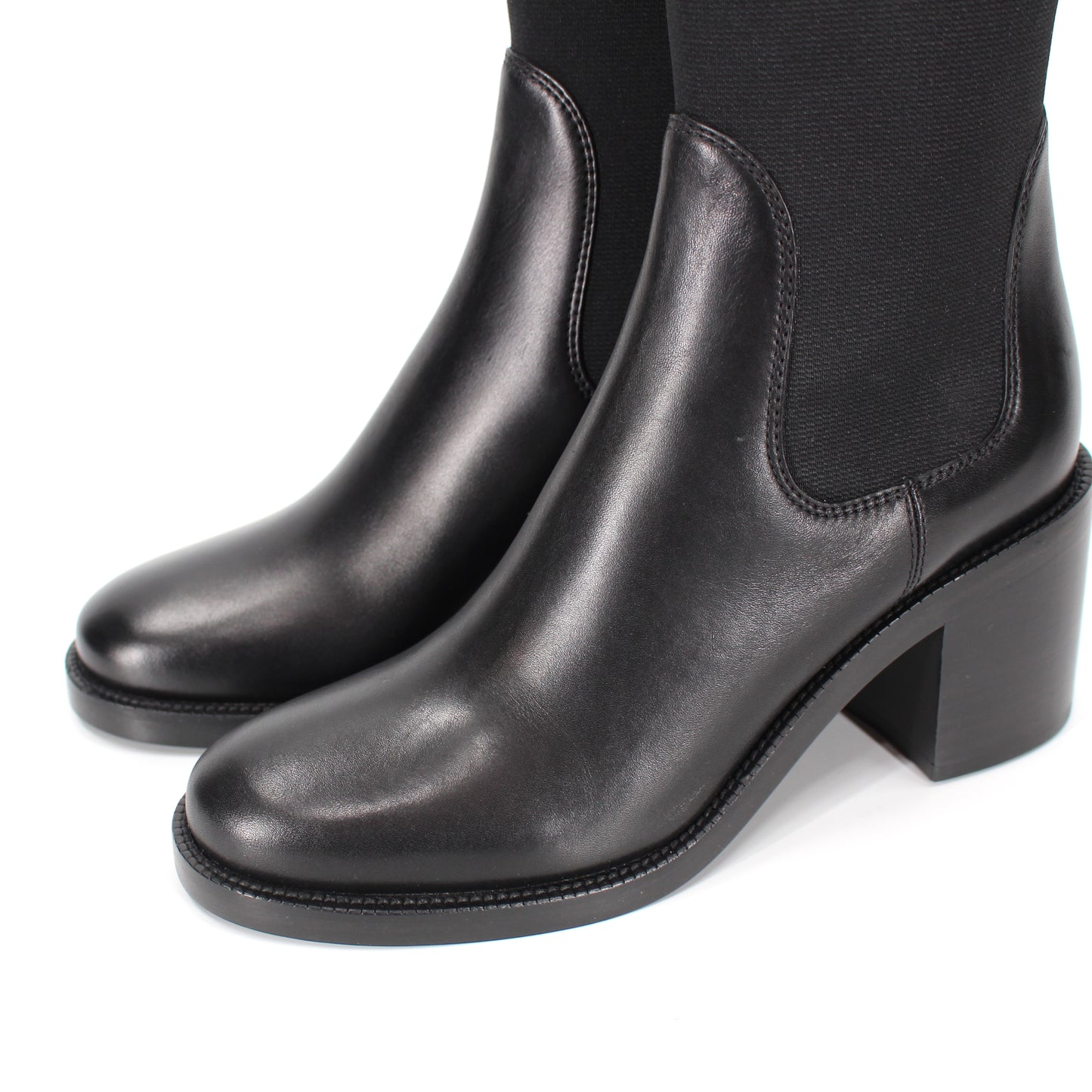 Burberry Lynton Leather Chelsea Booties