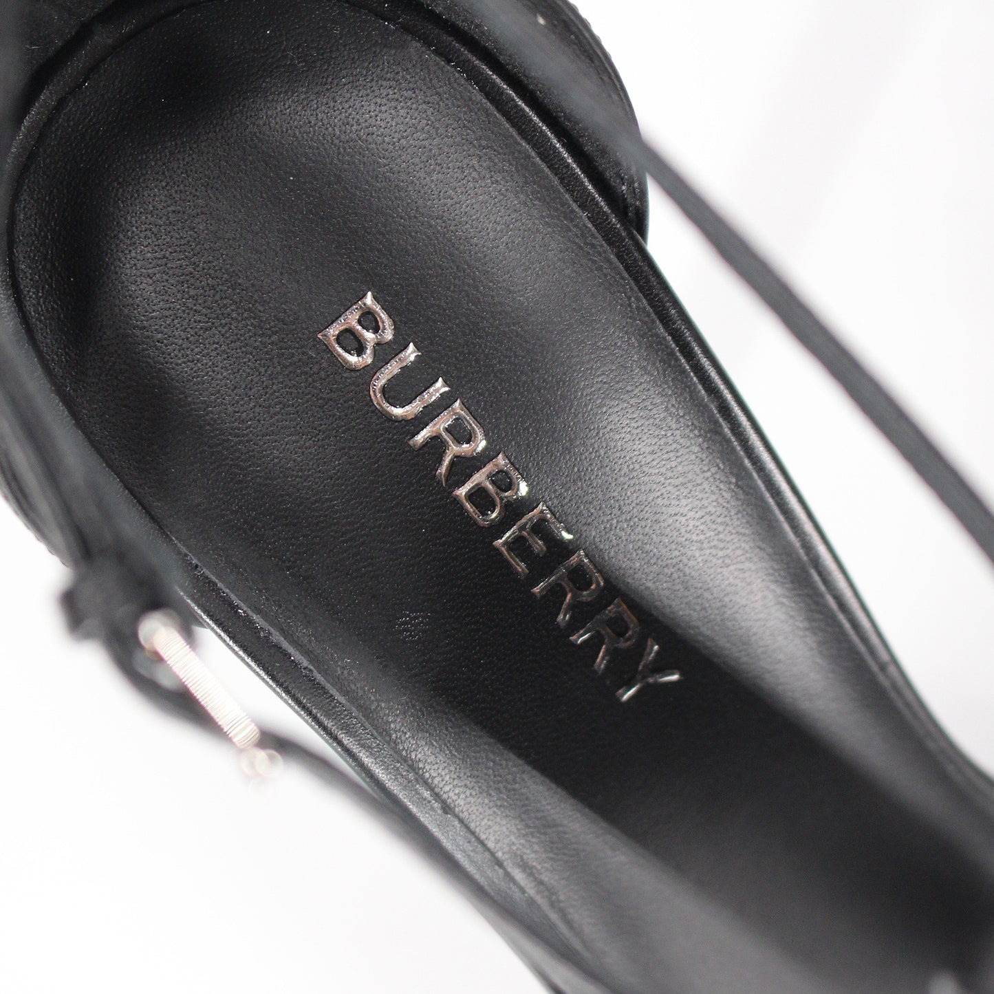 Burberry Stephanie T Strap Sandals