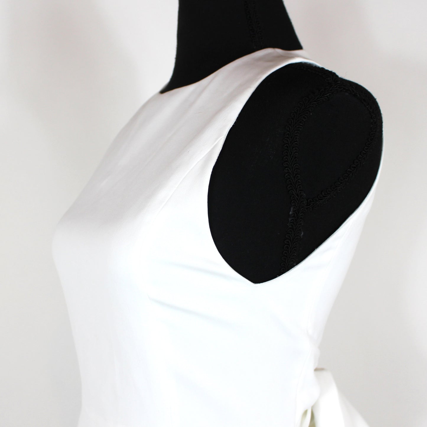 Alice + Olivia Wesley Dress