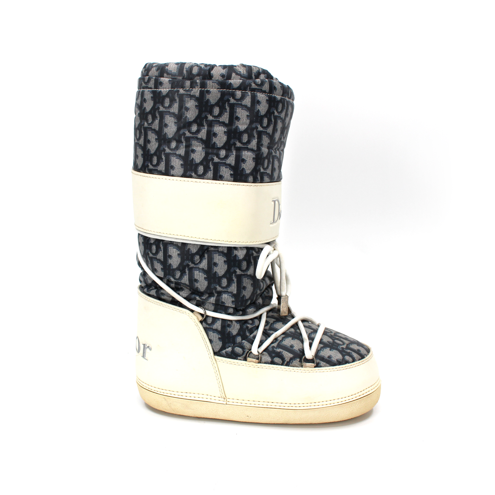 Christian dior top moon boots
