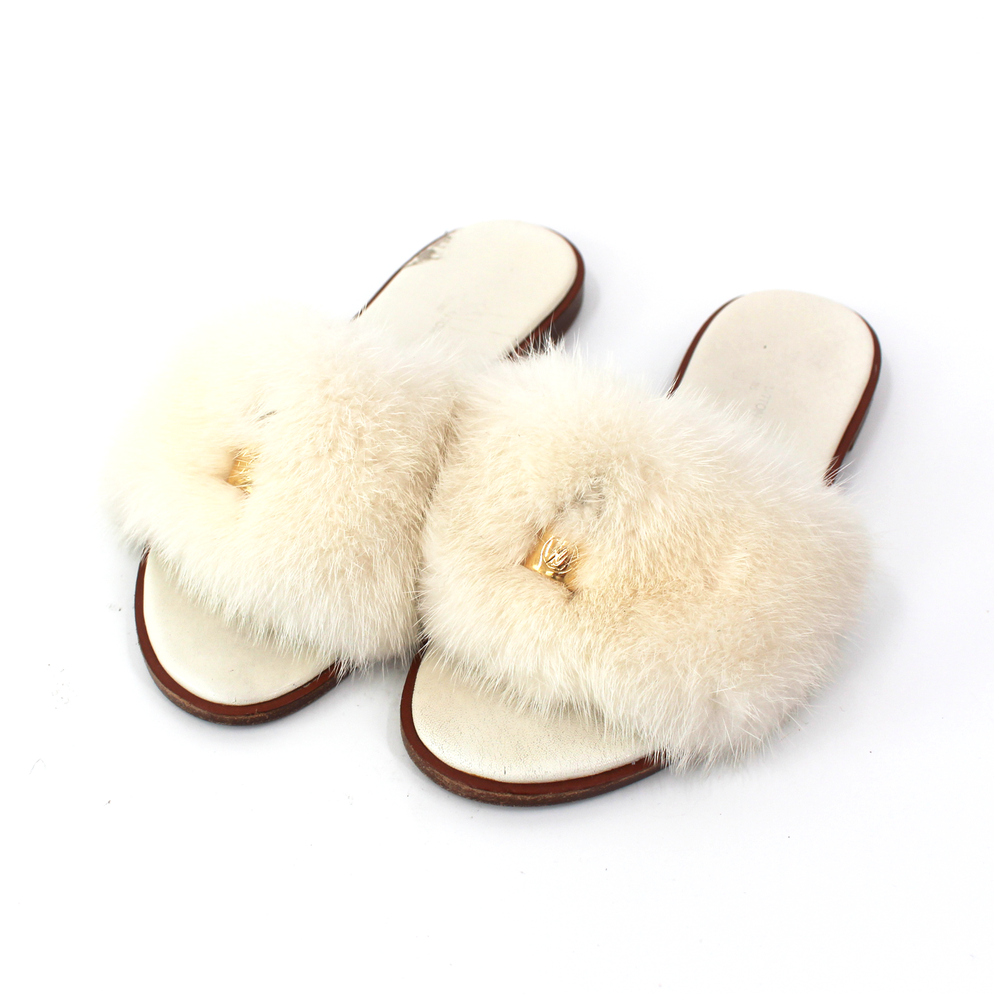 Louis Vuitton Mink Lock It Flats
