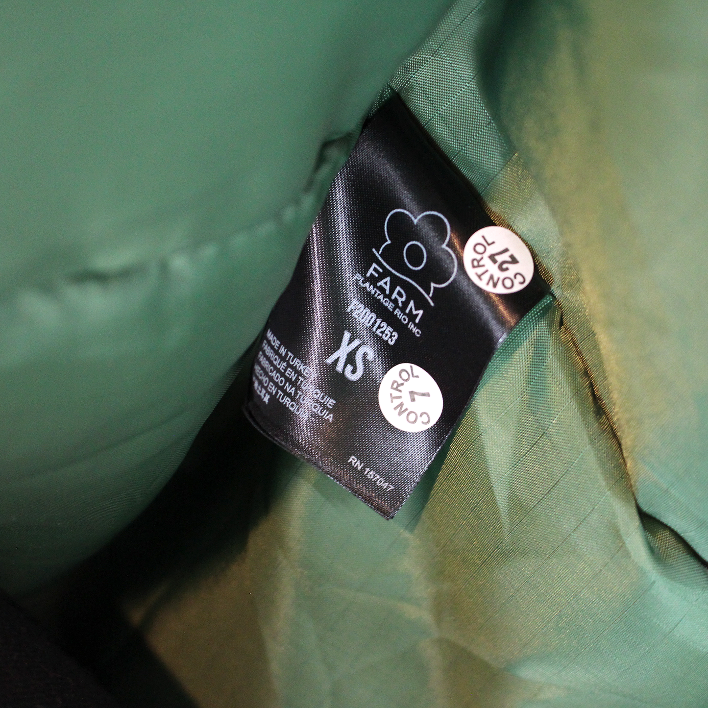 Farm Rio Graphic Shine Coat