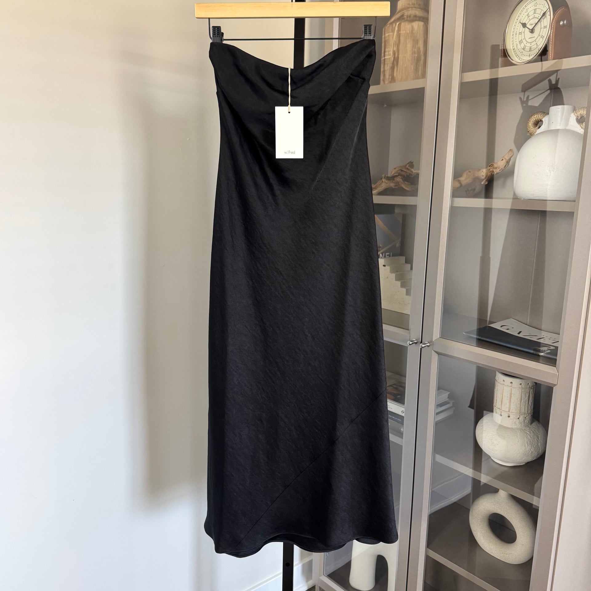 slim fit dress slacks Aritzia Wilfred Charmaine Satin Dress – The Closet New York