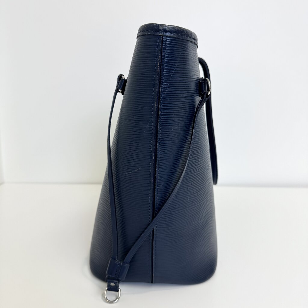 LOUIS VUITTON Navy Epi Neverfull – The Closet New York