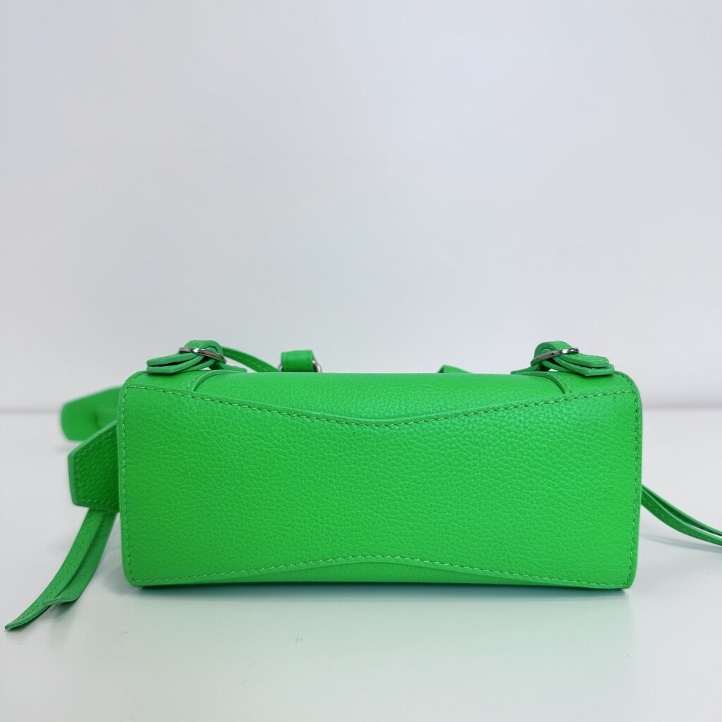 BALENCIAGA Green Neo Classic Nano City Bag – The Closet New York