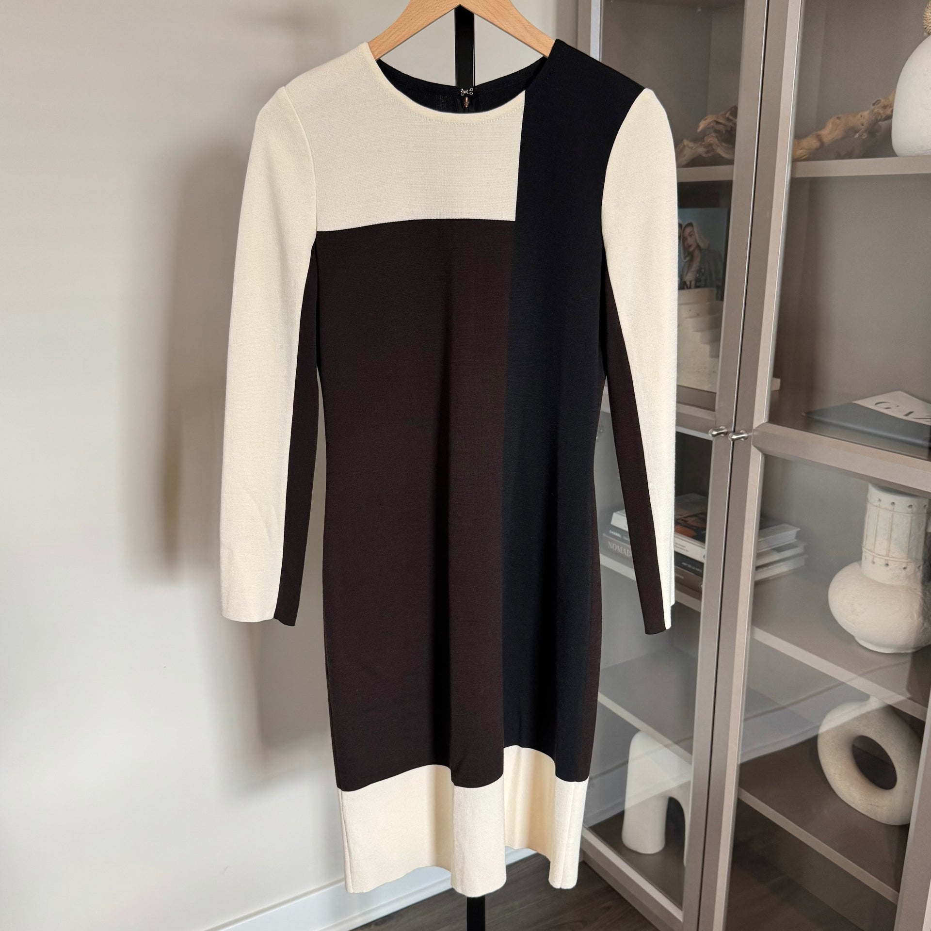 St. John Colorblock Knit Dress – The Closet New York