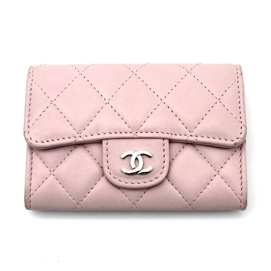 CHANEL Quilted Lambskin Flap Card Holder