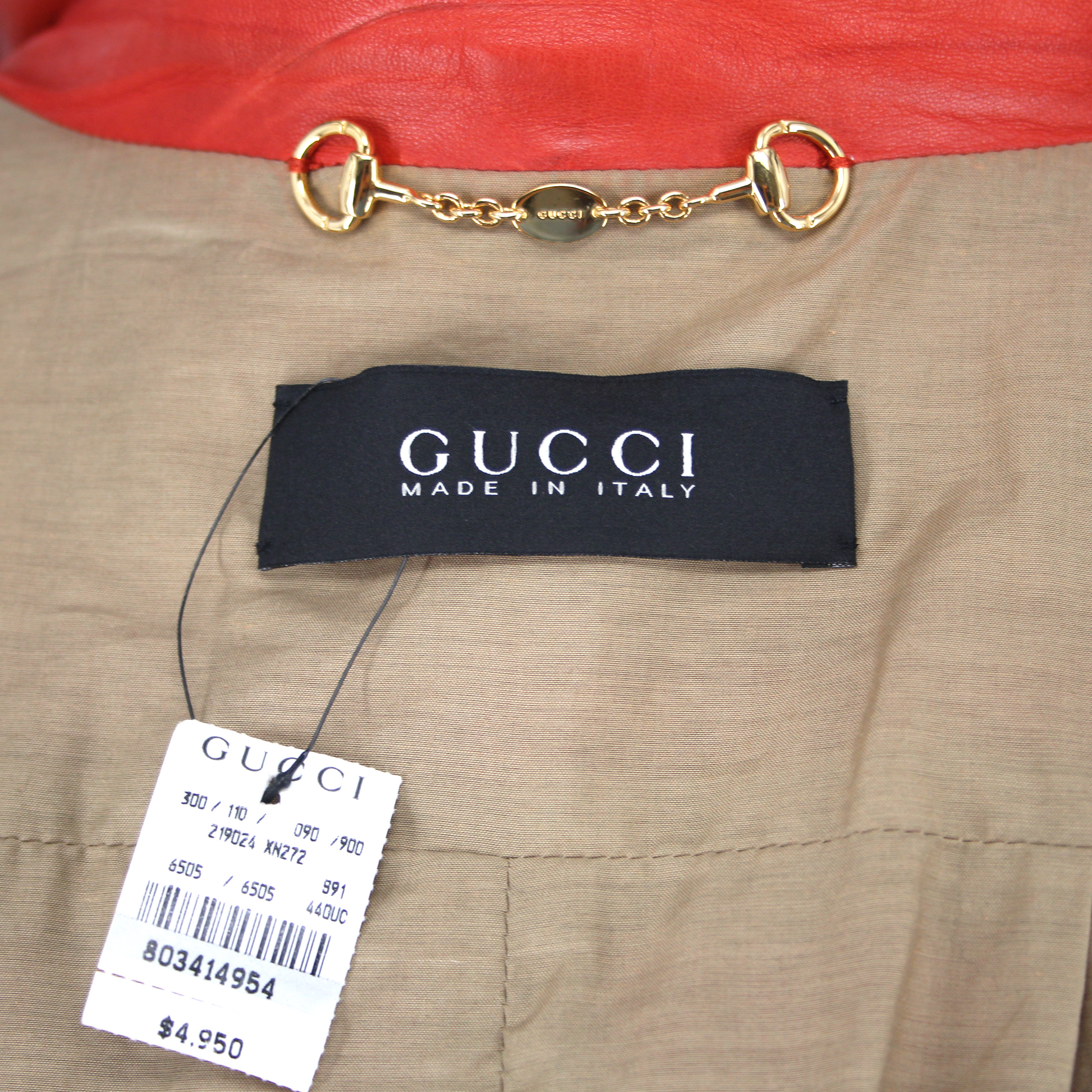 Gucci Store Clothing Tag Holder!!